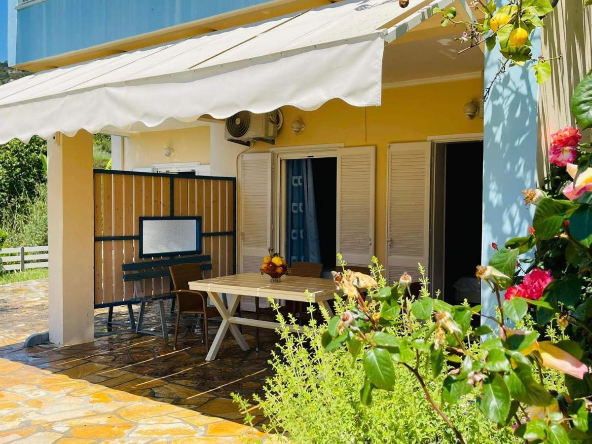 Triantis Apartments Lygia  Zewnętrze zdjęcie