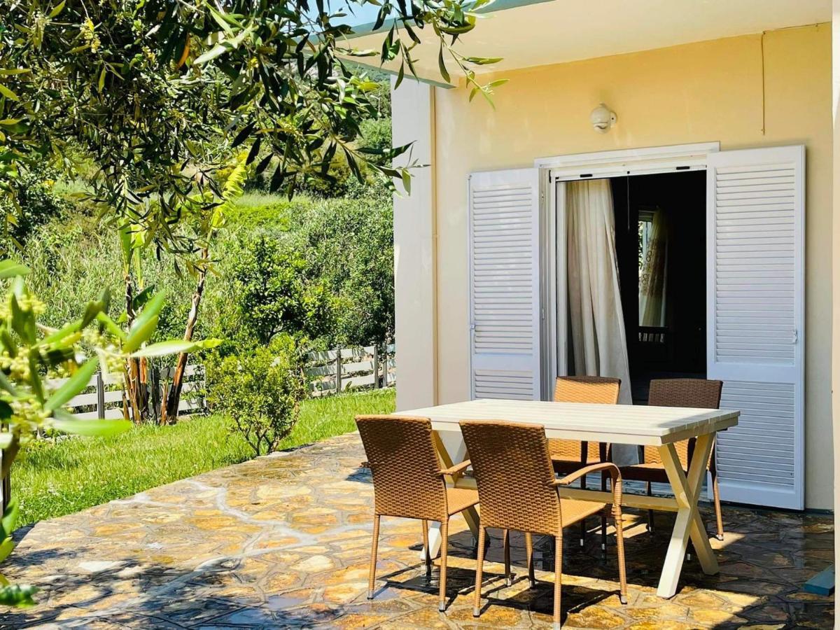 Triantis Apartments Lygia  Zewnętrze zdjęcie