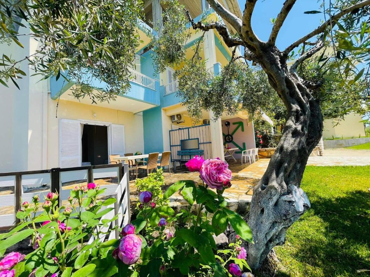 Triantis Apartments Lygia  Zewnętrze zdjęcie